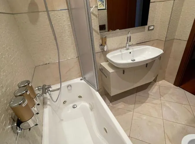 Casa Alessi In Elegant, Spacious And Comfortable Apartment *