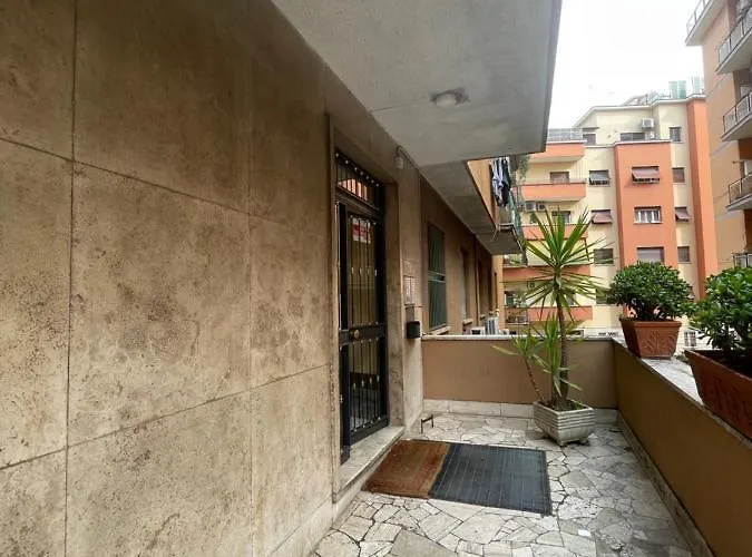 Apartment Casa Alessi In Elegant, Spacious And Comfortable Rom